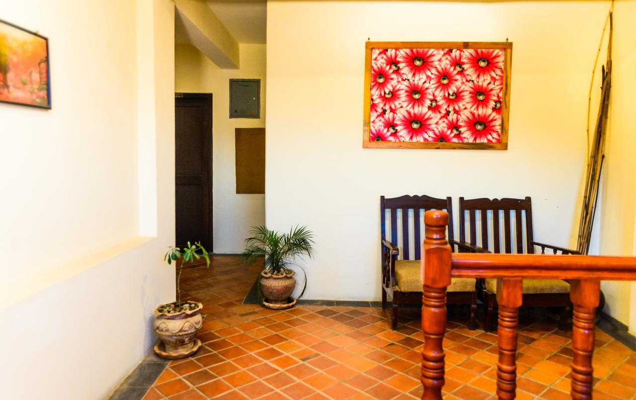 Golden Temple Inn Kathmandu Exterior foto