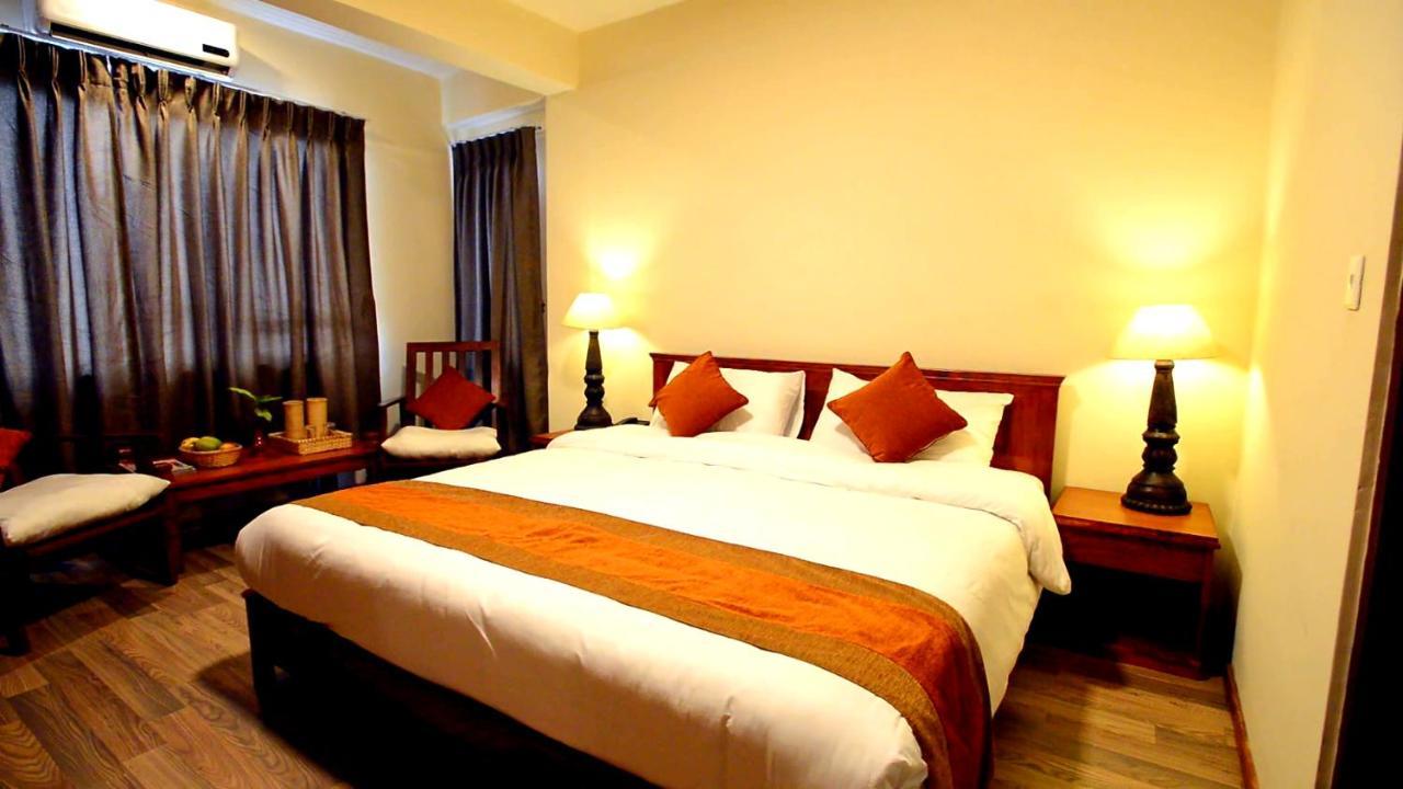 Golden Temple Inn Kathmandu Exterior foto